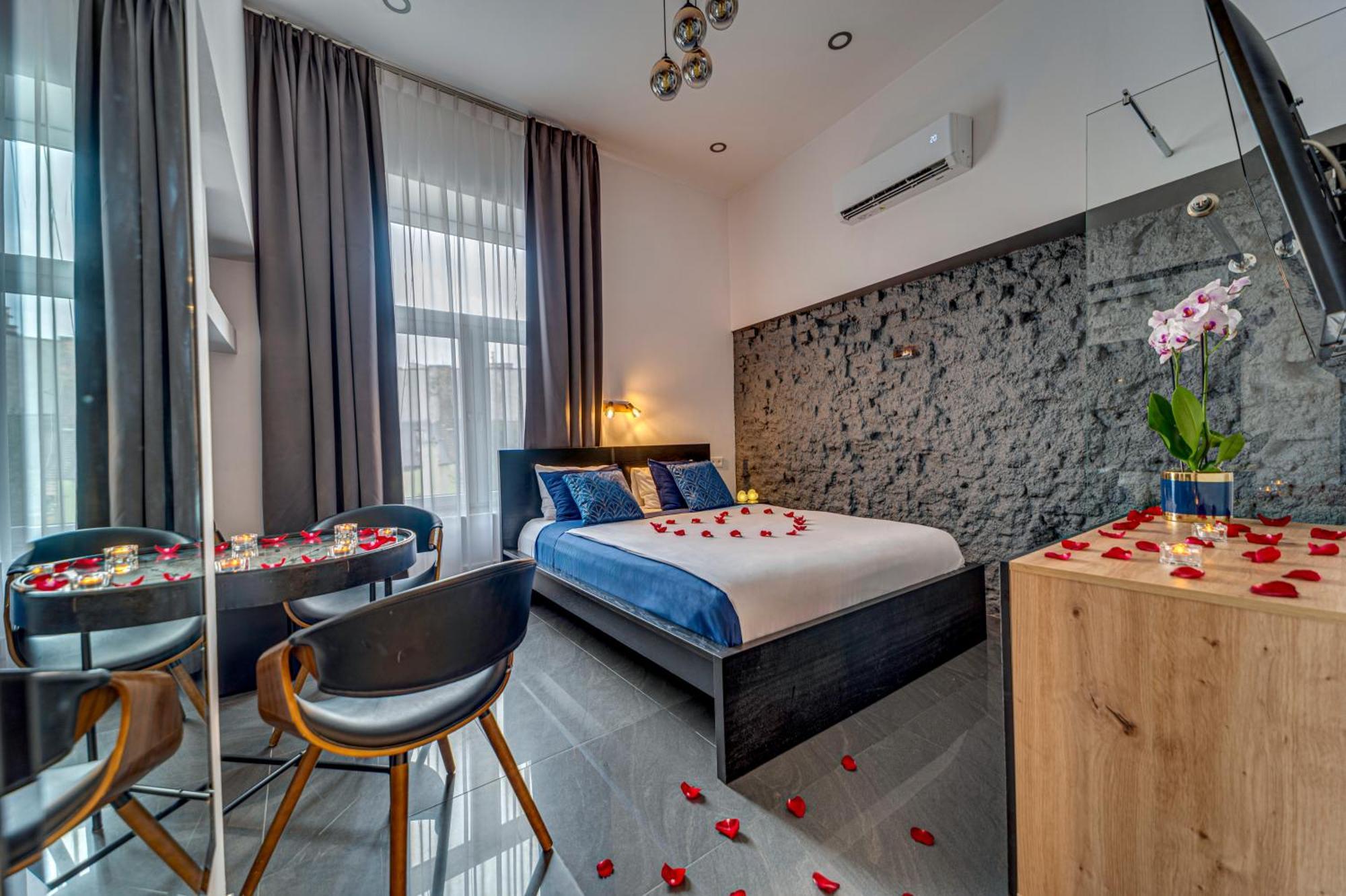 Komorowski Luxury Guest Rooms — Zdjęcia 1
